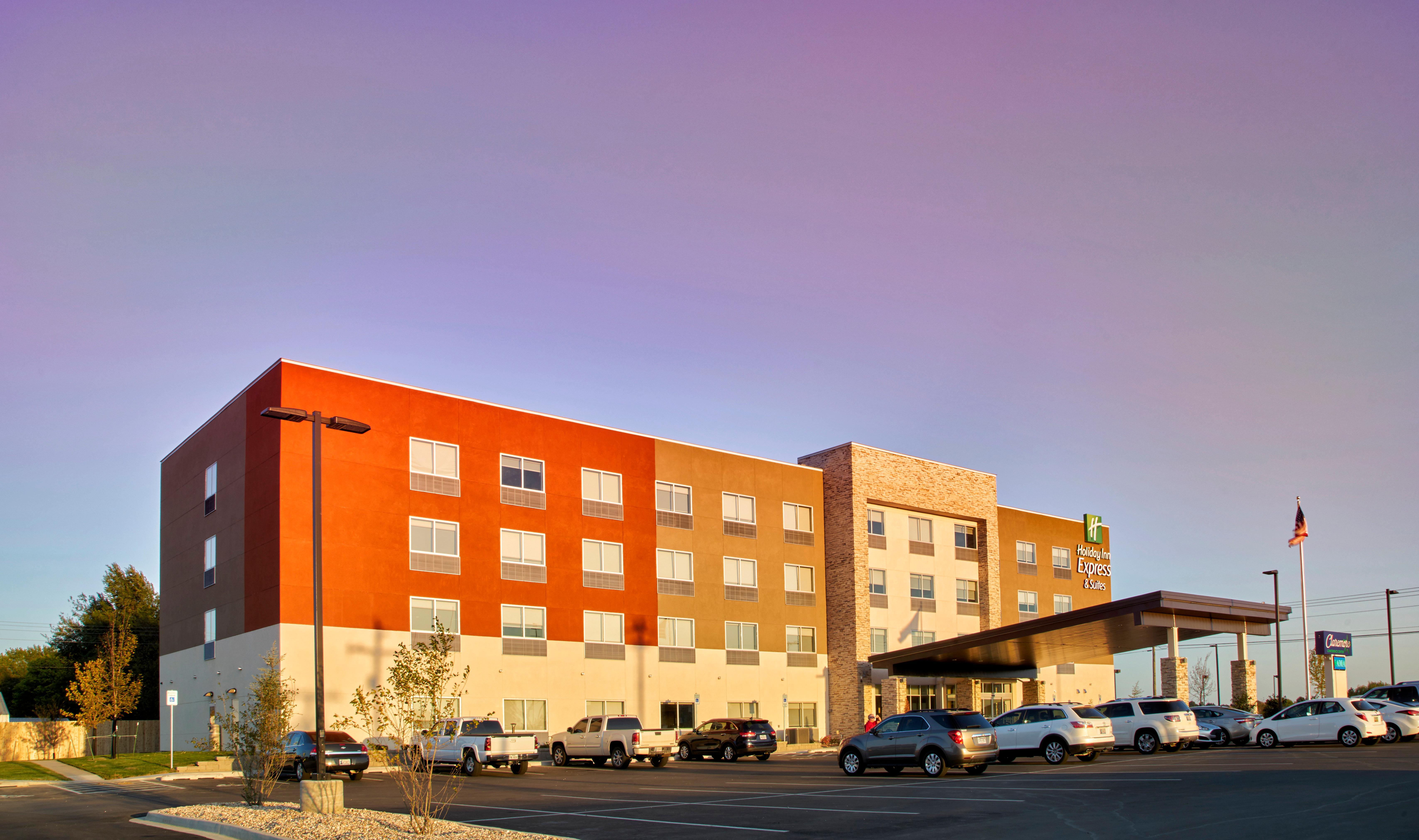 Holiday Inn Express & Suites Tulsa Ne, Claremore, An Ihg Hotel Exterior foto